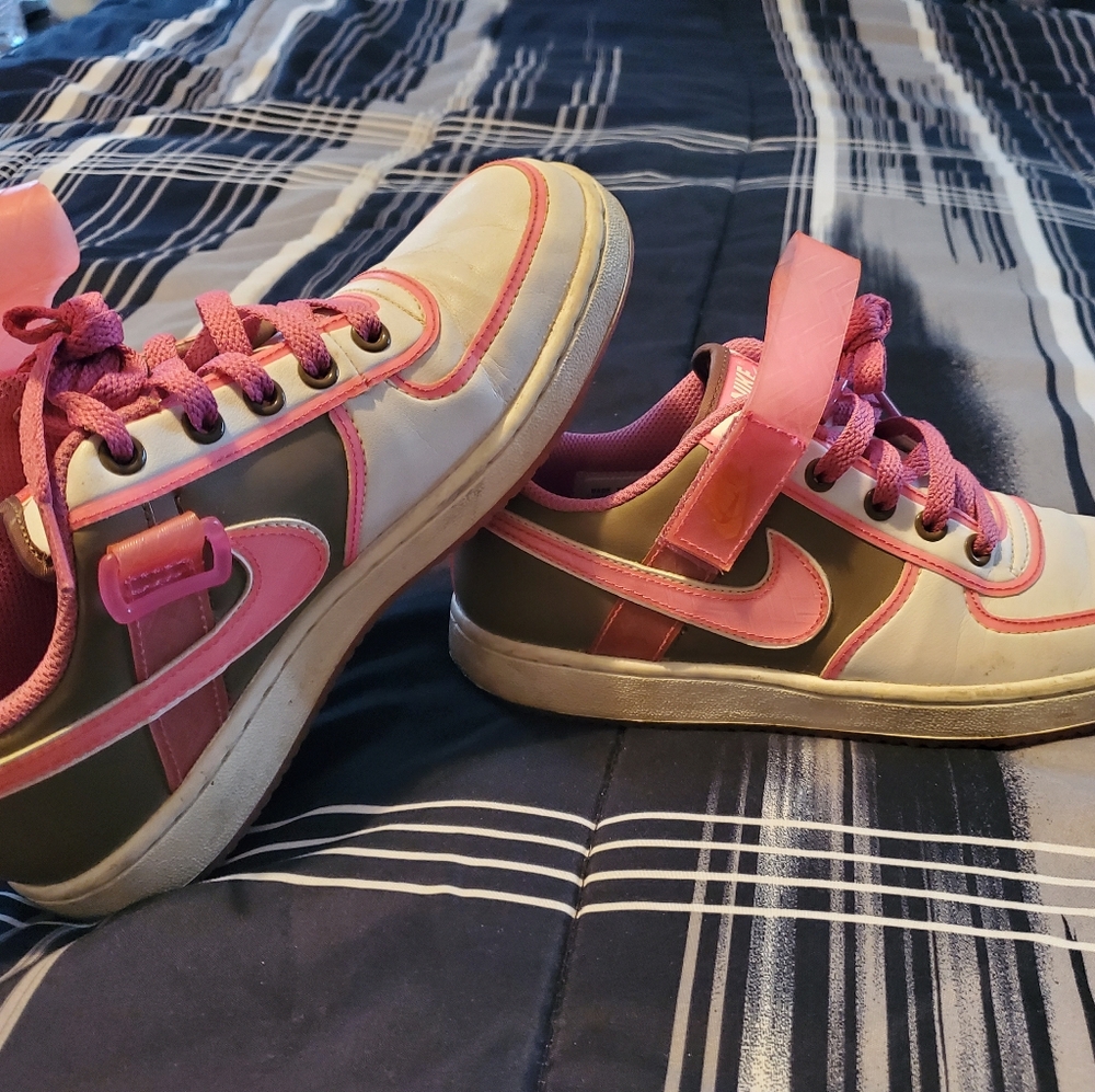 Nike shoe